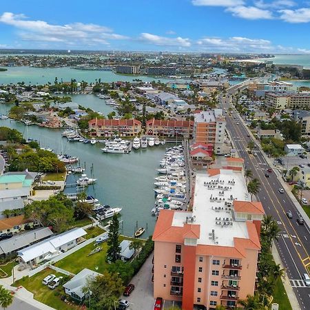 Bay Front Oasis Appartement St. Pete Beach Buitenkant foto