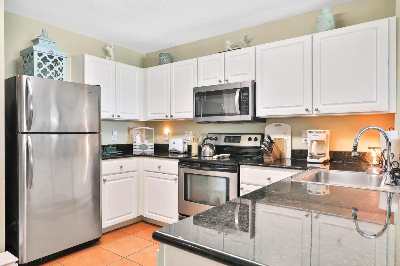 Bay Front Oasis Appartement St. Pete Beach Buitenkant foto