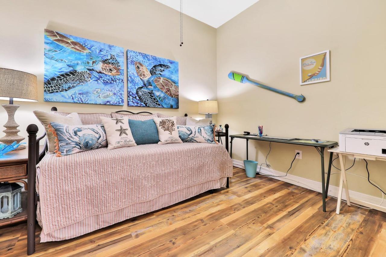 Bay Front Oasis Appartement St. Pete Beach Buitenkant foto