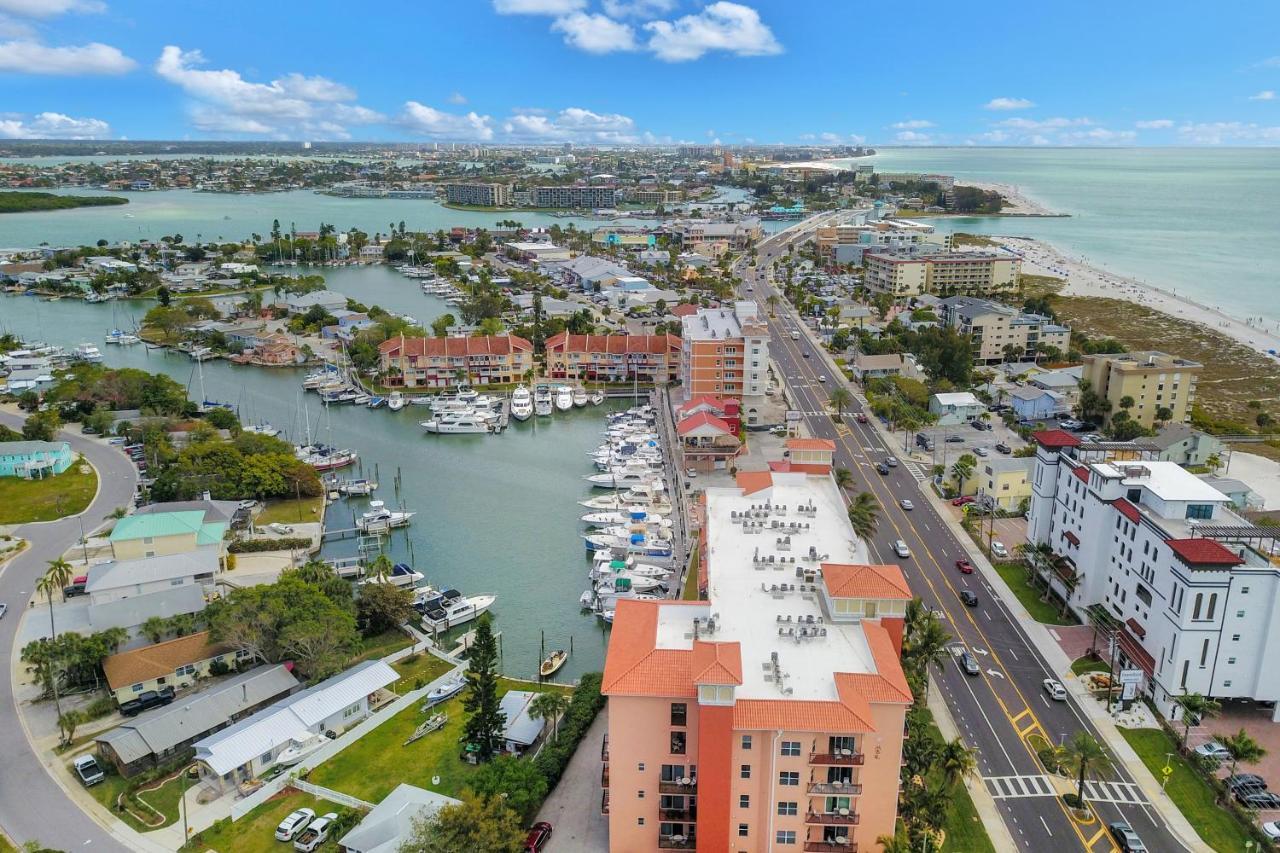 Bay Front Oasis Appartement St. Pete Beach Buitenkant foto